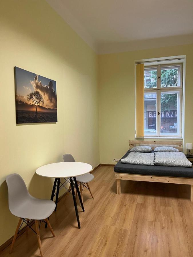 קרקוב Batorego Lovely Rooms מראה חיצוני תמונה